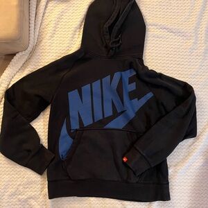 Nike hoodie black